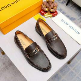 Picture of Louis Vuitton Shoes _SKULVsz38-44069713843